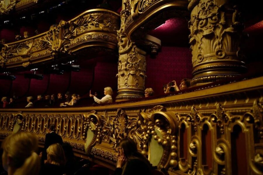 Paris: Opera Garnier and Seine River Cruise Tickets - A one-hour view of Paris from the Seine