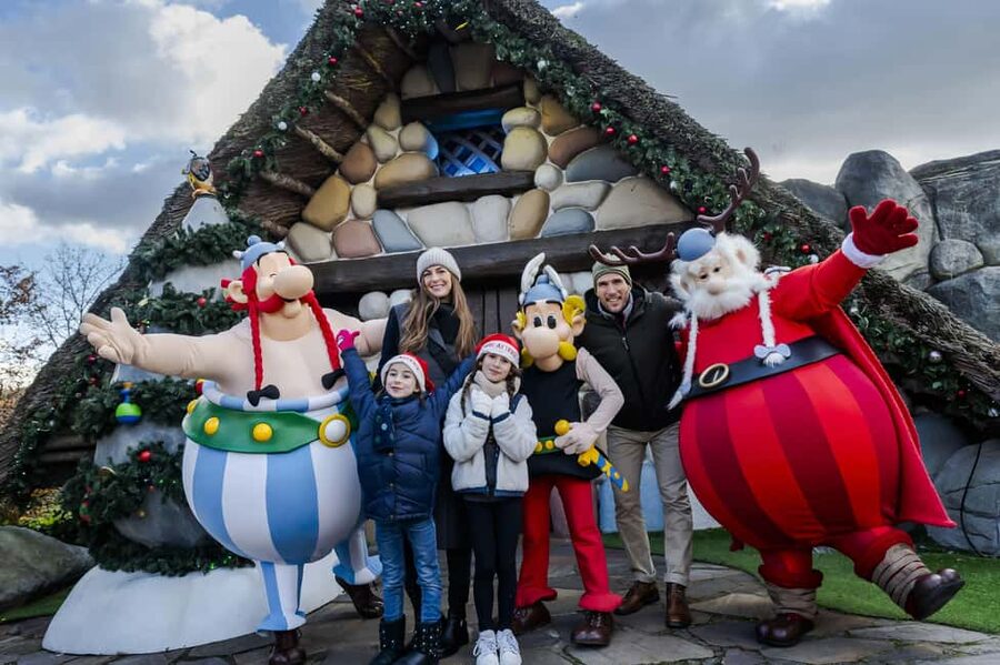 Paris: Parc Astérix Full-Day Entrance Ticket - Shows, music, and the Gaulish Parade