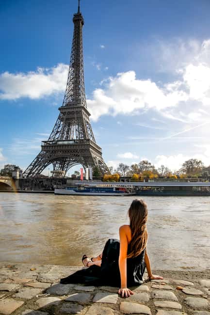 Paris: Photoshoot Around Eiffel Tower with 55 Edited Photos - Choosing the Best Time and Preparing for Paris Weather