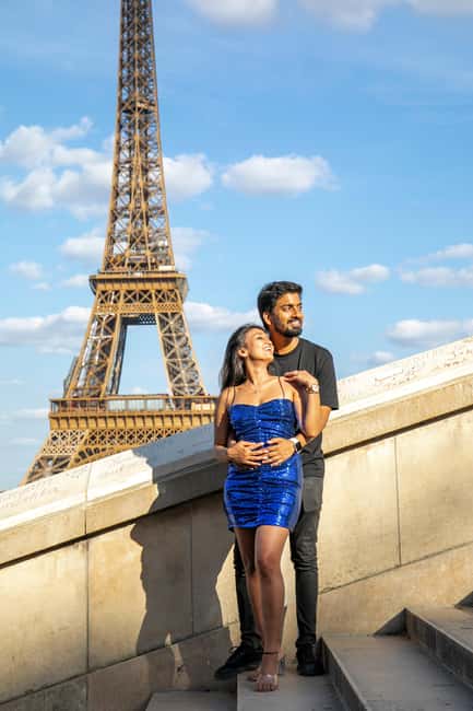 Paris: Photoshoot Around Eiffel Tower with 55 Edited Photos - Families, Couples, Solo Visitors, and Special Occasions