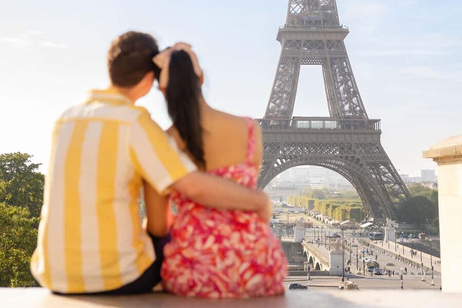 Paris: Private Photoshoot at the Eiffel Tower - Is $41 Good Value for Paris Photos?