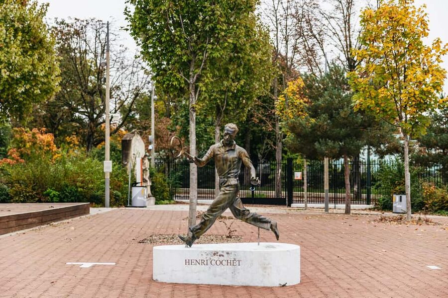 Paris: Roland-Garros Stadium Guided Backstage Tour - Practical tips for a better visit