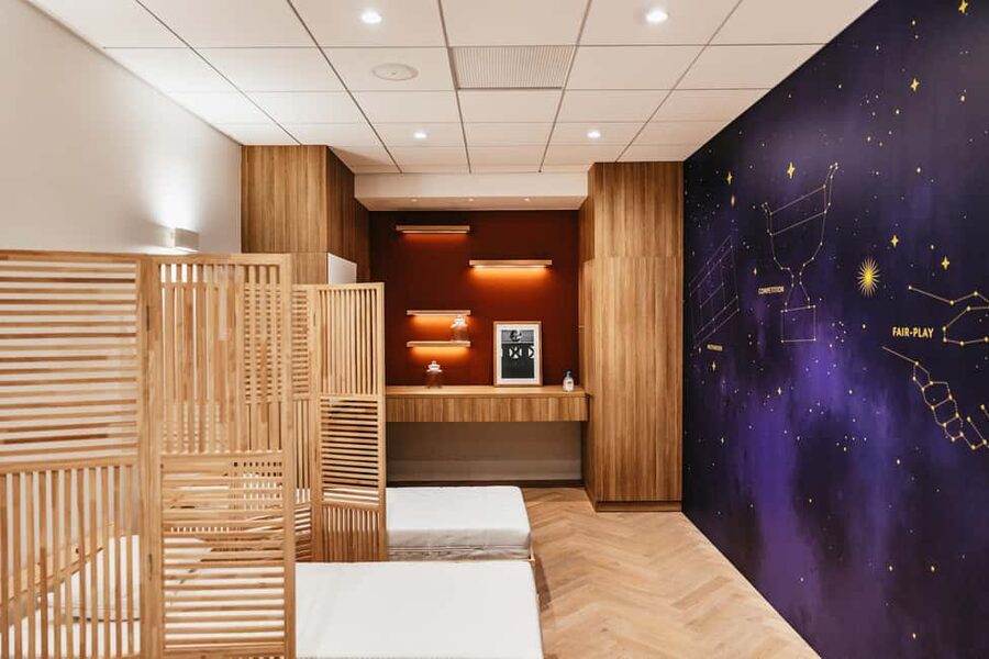 Paris: Roland-Garros Stadium Guided Backstage Tour - Should you book the Roland-Garros tour?