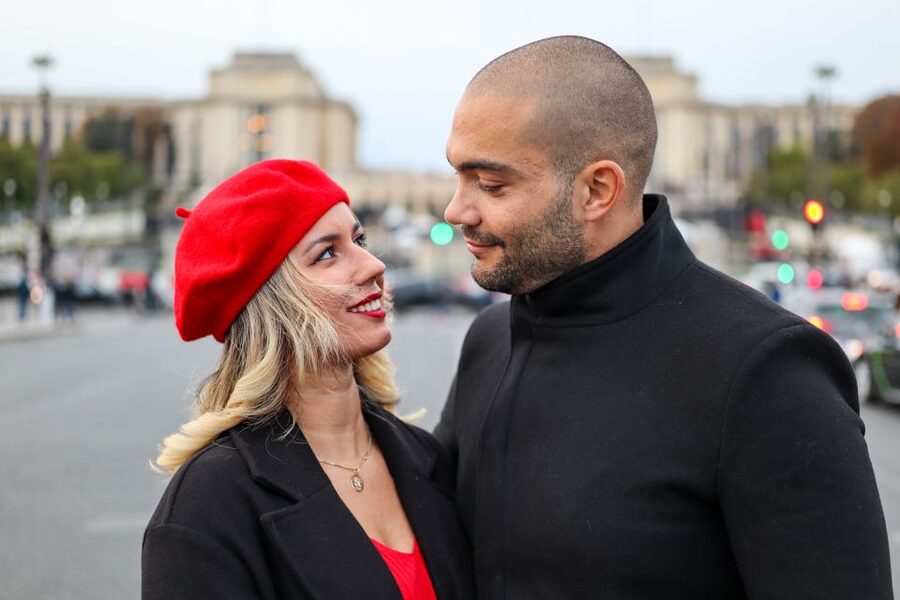 Paris: Romantic Photoshoot for Couples - Proposals, anniversaries, and simple couple portraits