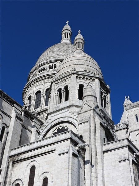 Paris: Sacré-Coeur and Montmartre Tour with Expert Guide - La Maison Rose and the Dalida statue