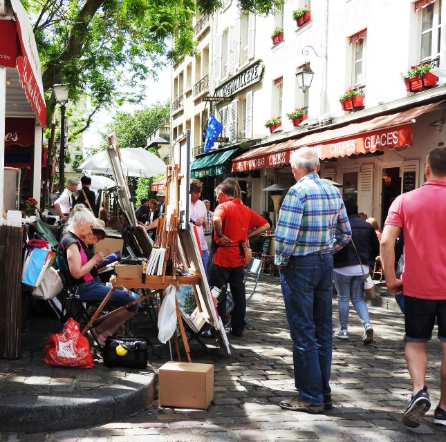 Paris: Sacré-Coeur and Montmartre Tour with Expert Guide - Timing, pace, and practical comfort