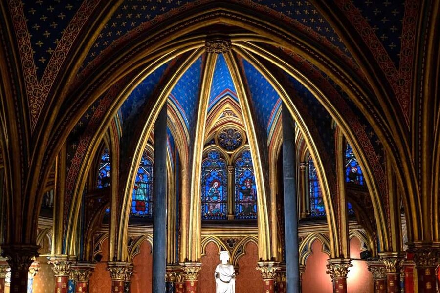 Paris: Sainte-Chapelle, Conciergerie, Notre Dame Guided Tour - Why Sainte-Chapelle makes this tour worth considering