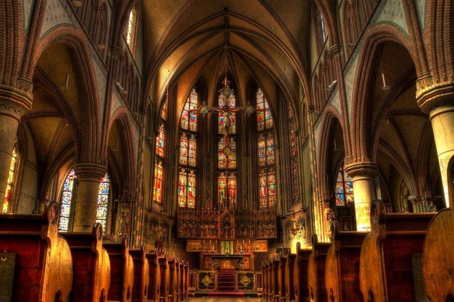 Paris: Sainte-Chapelle, Conciergerie, Notre Dame Guided Tour - Practical details that affect your visit