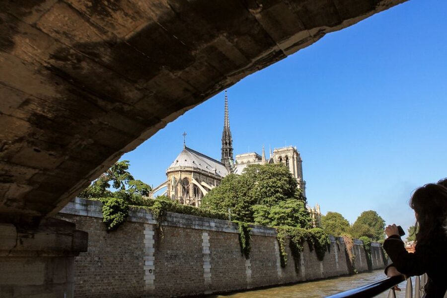 Paris: Seine River and Canal Saint-Martin Cruise - The Bastille tunnel beneath the city