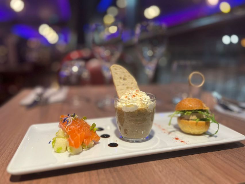 Paris: Seine River Bistronomic Dinner Cruise - What the three-course dinner is like