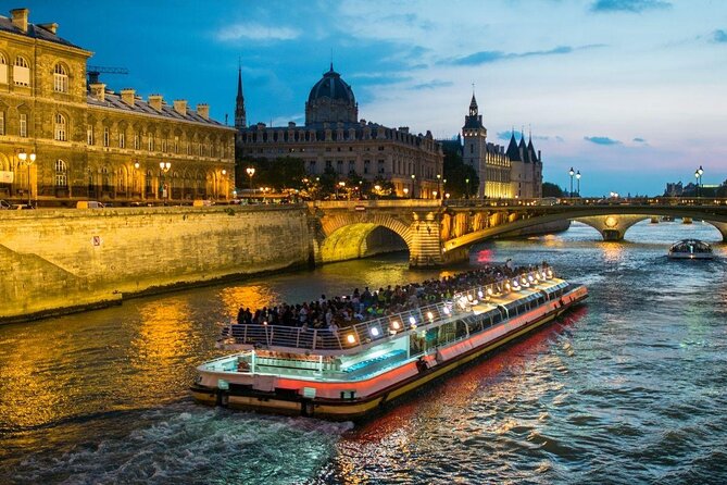 Paris Seine River Champagne Tasting Cruise - Key details at a glance