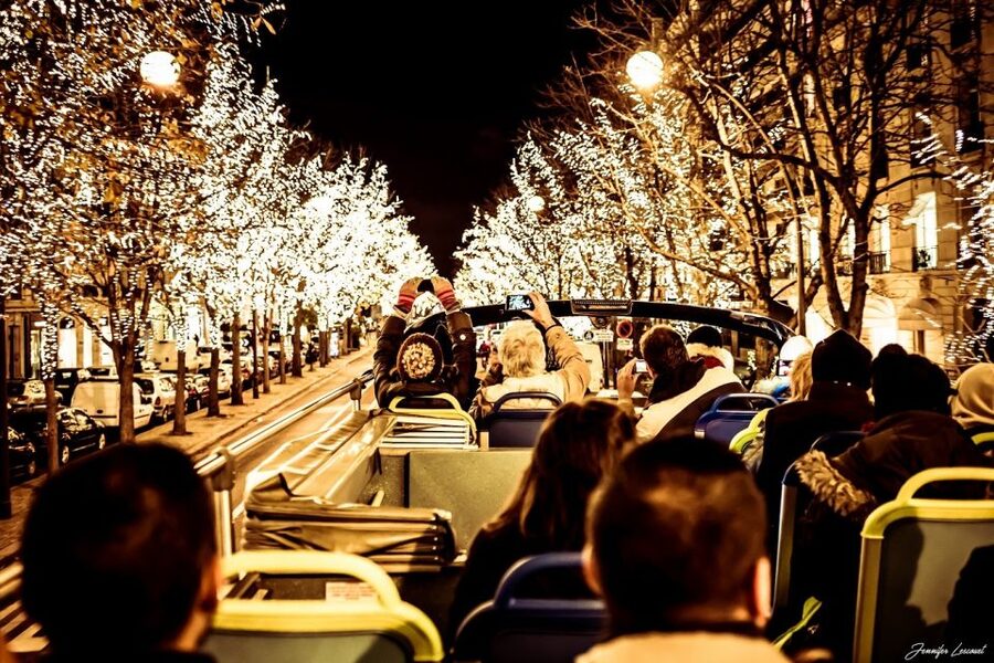 Paris: Tootbus Open-Top Christmas Bus Tour - Concorde and the Champs-Élysées
