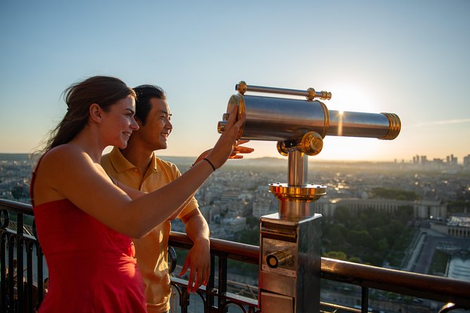 Paris Tour with Lunch at the Eiffel Tower and Seine River Cruise - What this Paris half-day really includes