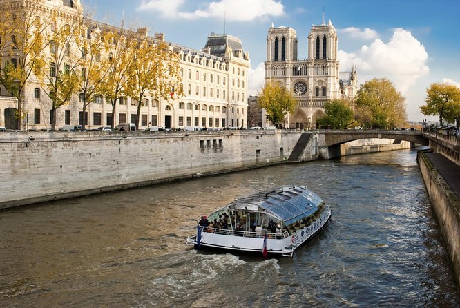 Paris Tour with Lunch at the Eiffel Tower and Seine River Cruise - Lunch at Madame Brasserie on the first floor