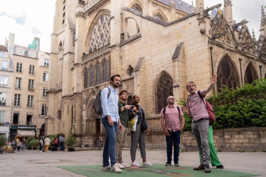 Paris Uncovered: Unique Guided Walking Tours with a Twist - Montmartre through Cancan and dance