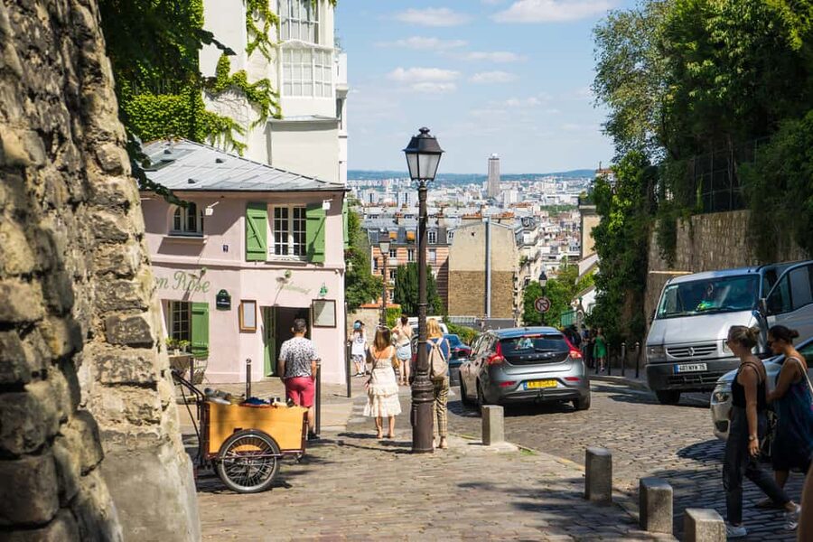 Paris: Walking Tour of Montmartre - Is Two Hours Enough for Montmartre?