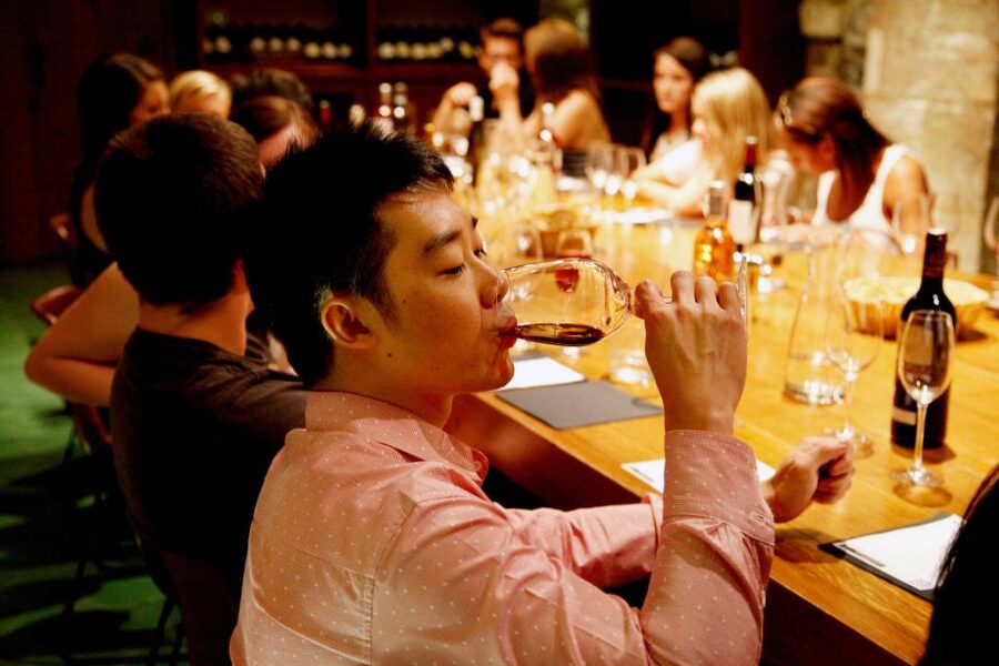 Paris: Wine and Cheese Lunch - Location and timing in your Paris schedule