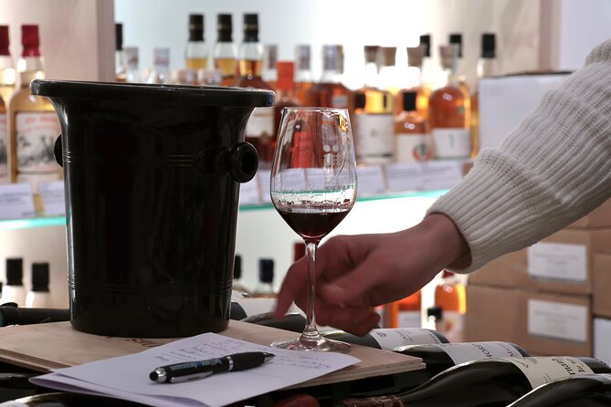 Pinot Noir Masterclass - Wine tasting in Dijon - The working wine shop at 1 Bis Rue Musette