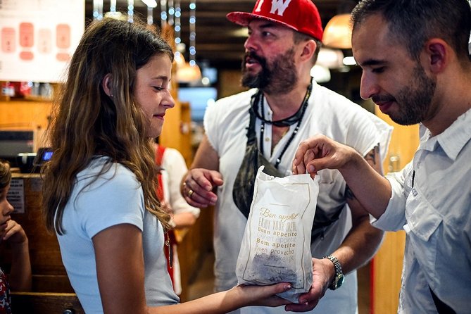 Private Montmartre Food Tour with Wine, Cheese & Pastries - The guides make the difference