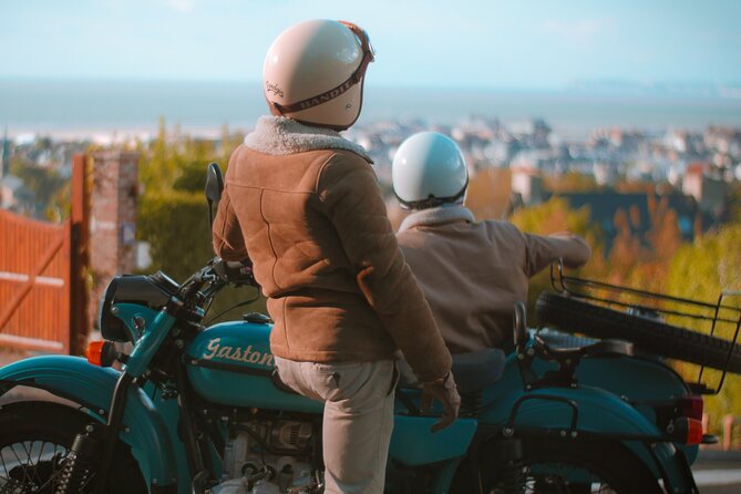Private tour: visit Deauville in a sidecar - Tourgéville Military Cemetery