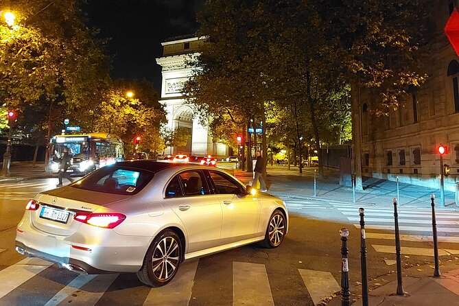 Private Transfer from CDG or ORY Airport to Paris City - Private transport versus a taxi, Uber, or train