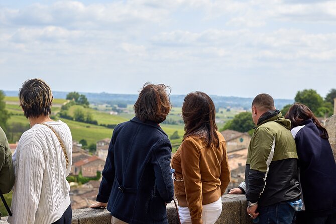 Saint-Émilion day tour: village visit, Châteaux and lunch - Walking through Saint-Émilion
