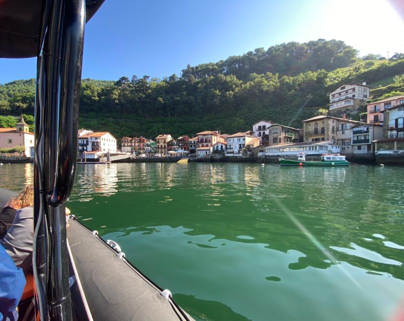 Saint-Jean-de-Luz, Basque country: Boat tour along the Coast - Cap Figuier and the beginning of Spain