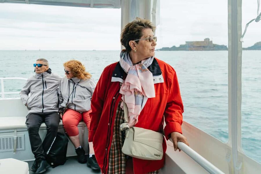 Saint-Malo: Guided Boat Tour with Local Captain - Final booking advice