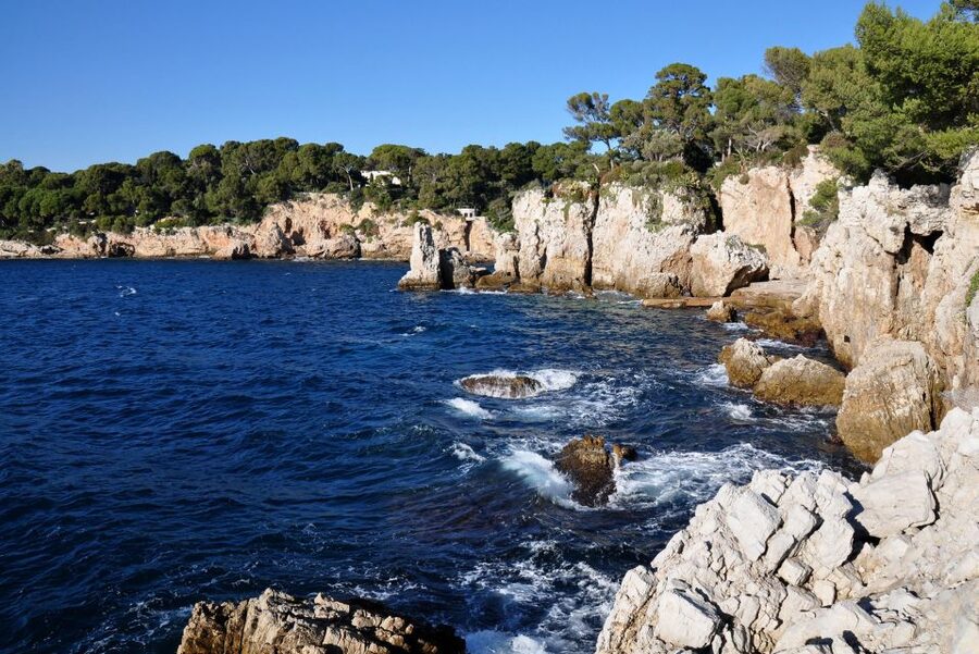 Saint Paul de Vence, Antibes, and Cannes from Nice - Pickup from Nice and the afternoon rhythm