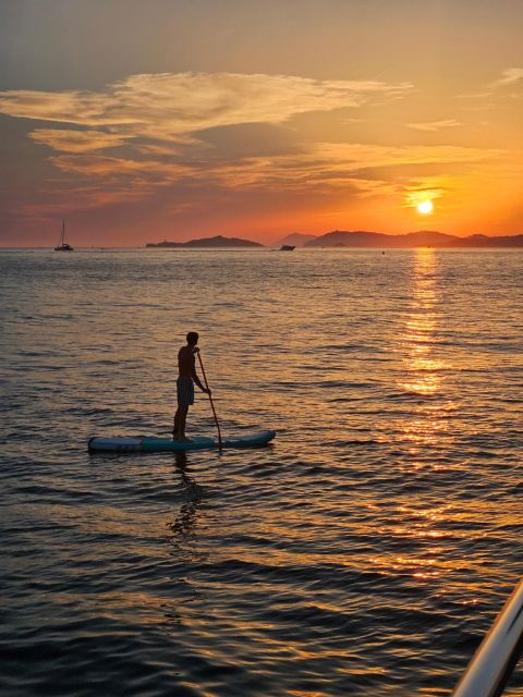 Saint-Raphaël : Sunset Cruise Cape Dramont & Golden Island - Should you book it?