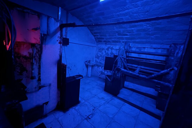 Saw2 vs Squid Game - Escape Game Montpellier - Inside the Saw-themed room in Montpellier