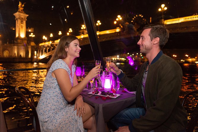 Seine Dinner Cruise, Eiffel Tower Access and Moulin Rouge Show - Coach ride to Montmartre and the Moulin Rouge