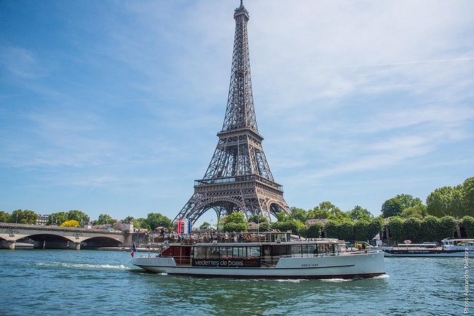 Seine River Guided Cruise by Vedettes de Paris - The modern riverbank beside Île Saint-Louis