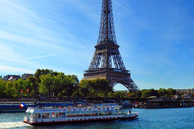 Seine River Sightseeing Guided Cruise by Vedettes du Pont Neuf - Why a Seine cruise works so well in Paris