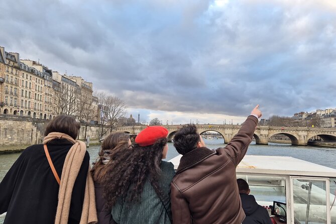 Seine River Sightseeing Guided Cruise by Vedettes du Pont Neuf - Who should book this Seine cruise?