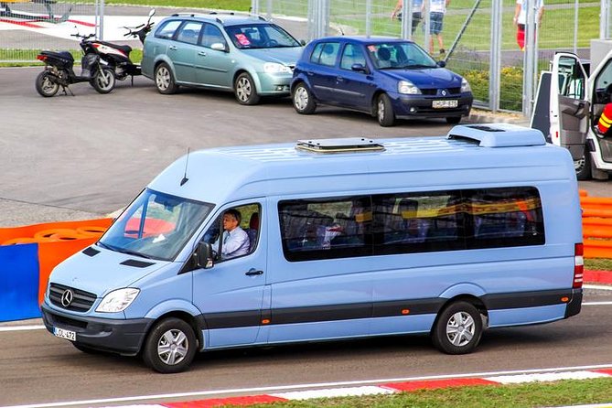 Shuttle Arrival Transfer from Paris Airport to Hotel/ Apartment - Who should book this shuttle