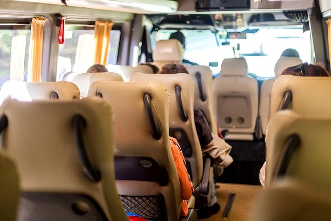 Shuttle Arrival Transfer from Paris Airport to Hotel/ Apartment - What the ride is like on Paris roads