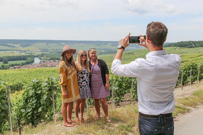 Small Group - Half Day Champagne Tour - Visit of 2 Small Producers/Growers - First producer: a close look at family Champagne