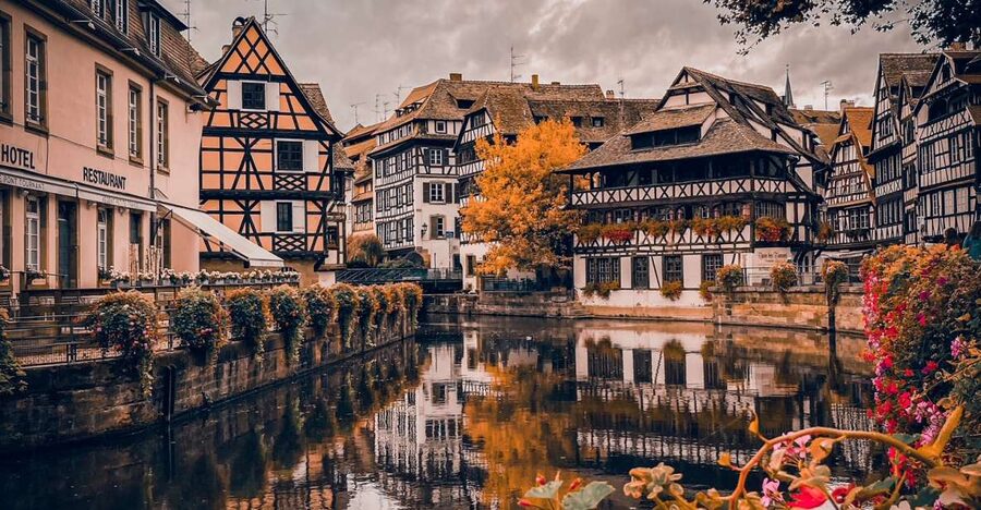 Strasbourg: Guided Historical Neighborhoods Walking Tour - Why This Strasbourg Walk Works So Well