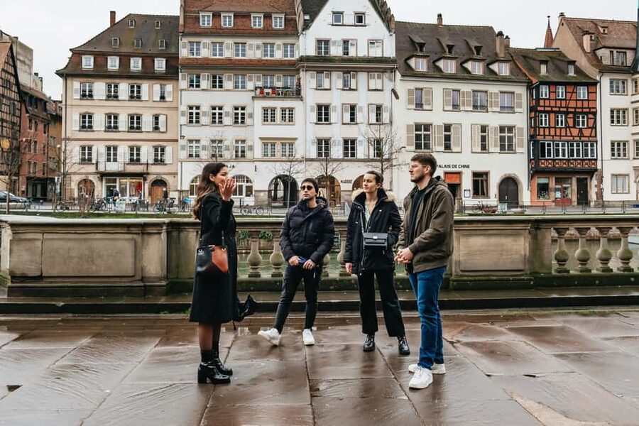 Strasbourg: Traditional Food Walking Tour with Tastings - Bretzels, charcuterie, and local cheese