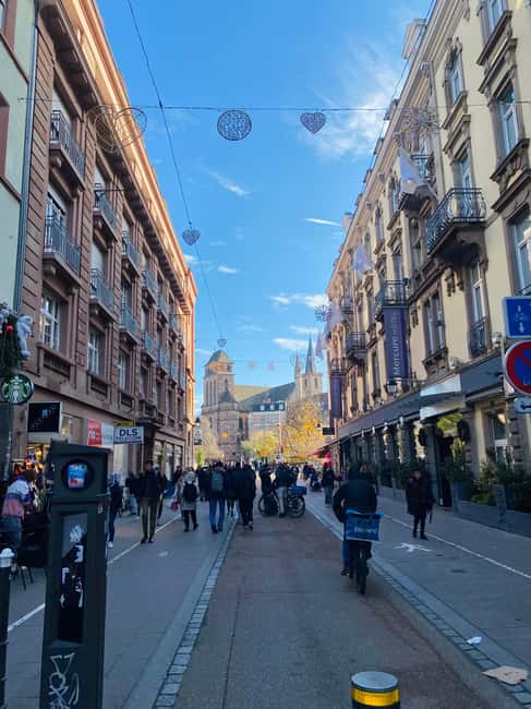 Strasbourg: Walking Tour with a Local Guide - What the guides add to the experience