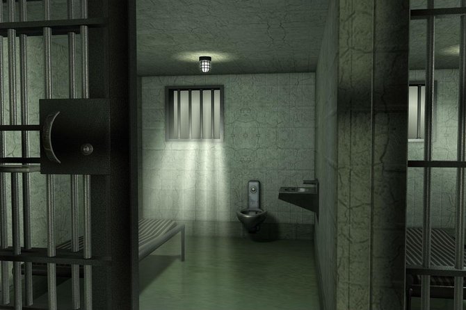 The "Break in Prison" room - Arriving at 12 Rue Gustave Flaubert