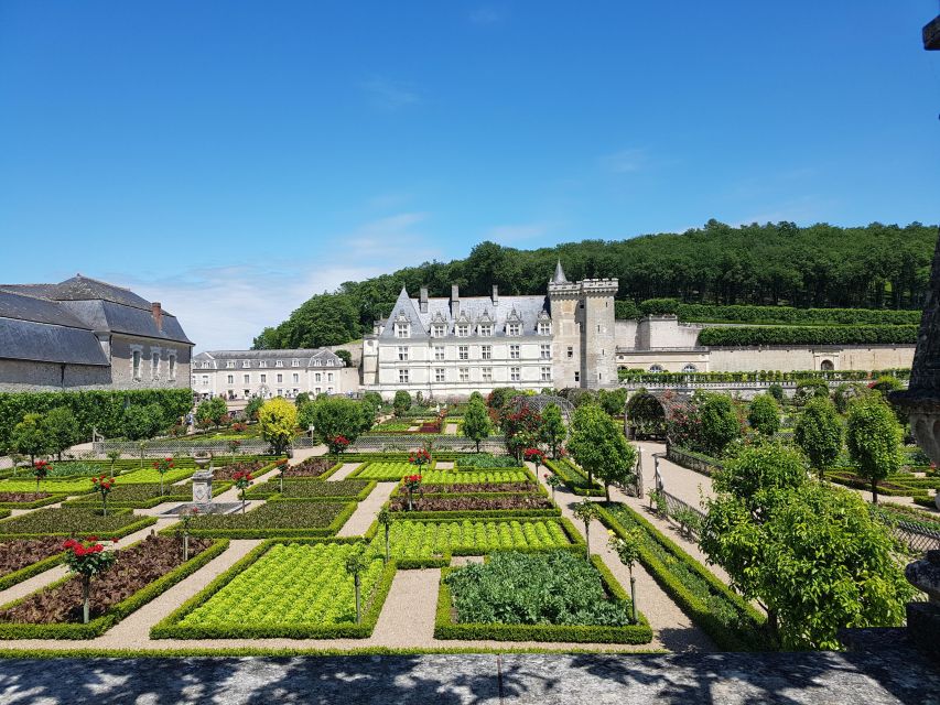 Tours: Chateaux Azay-le-Rideau and Villandry Morning Tour - Azay-le-Rideau: a Renaissance château on the Indre
