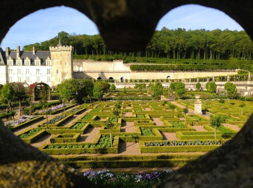 Tours: Chateaux Azay-le-Rideau and Villandry Morning Tour - Should you book the Azay-le-Rideau and Villandry morning tour?