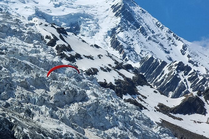 Two-seater paragliding flight in Chamonix - What the one-hour schedule really includes