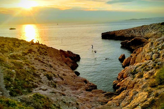 Ultimate Calanques Panoramic e-bike Ride – 3h (Small Group) - Morgiou and its small fishing village