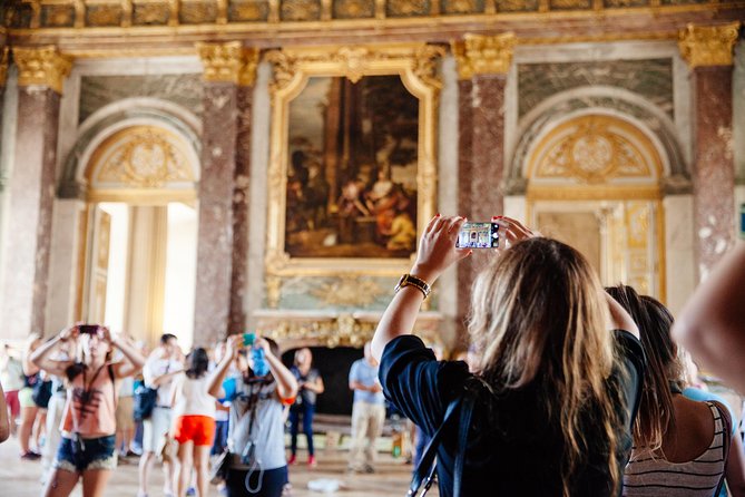 Versailles Château and Gardens Walking Tour from Paris by Train - Fountain displays and musical garden days