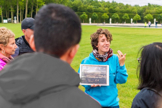 Versailles Palace Bike Tour with Market & Marie-Antoinette hamlet - The Grand and Petit Trianons