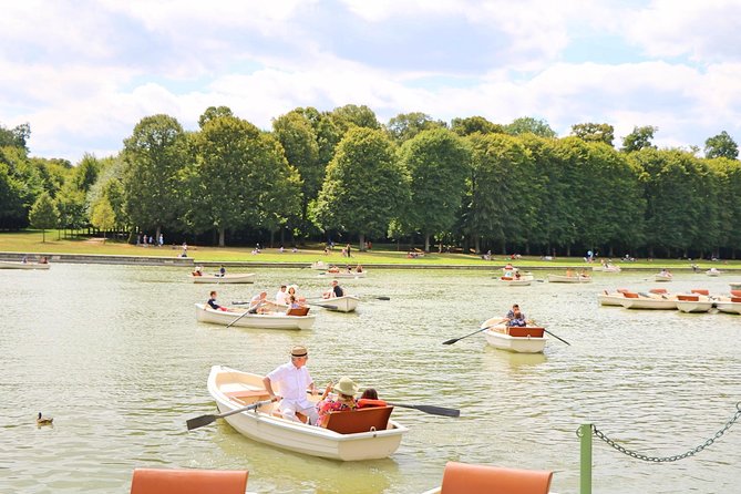Versailles Palace & Marie-Antoinette's Estate Guided Tour - Who should book this full-day outing?