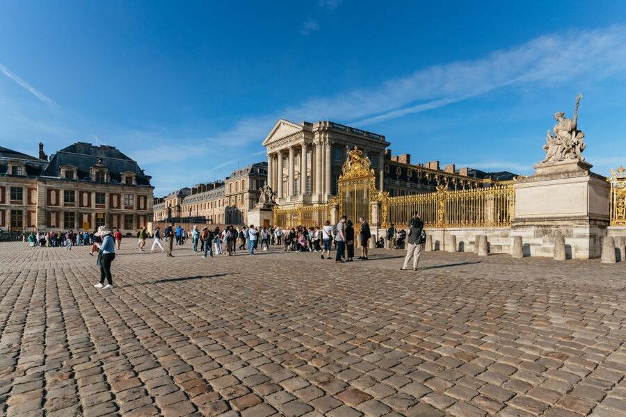 Versailles: Palace of Versailles Skip-the-Line Guided Tour - Who should book this Versailles tour?